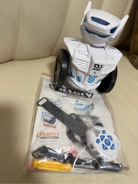 Victory robot with wrist Controller